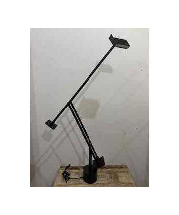 Lampada da tavolo modello...