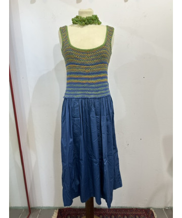 Abito smanicato in maglia e...