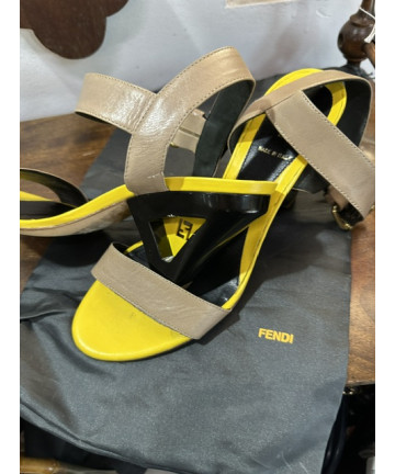 Sandali Fendi by Karl...