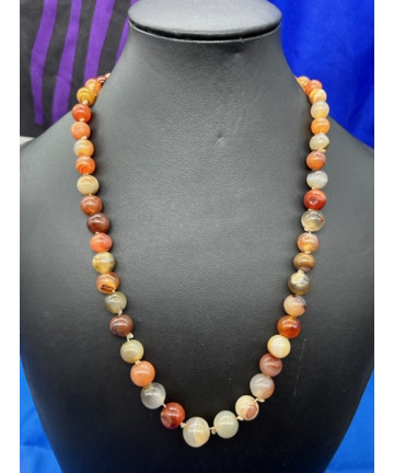 Collana con perle di Corniola