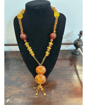 Collana in ambra di colore...